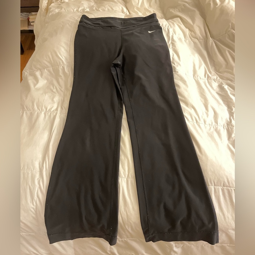 Nike Fit Dry wide leg yoga pants size S